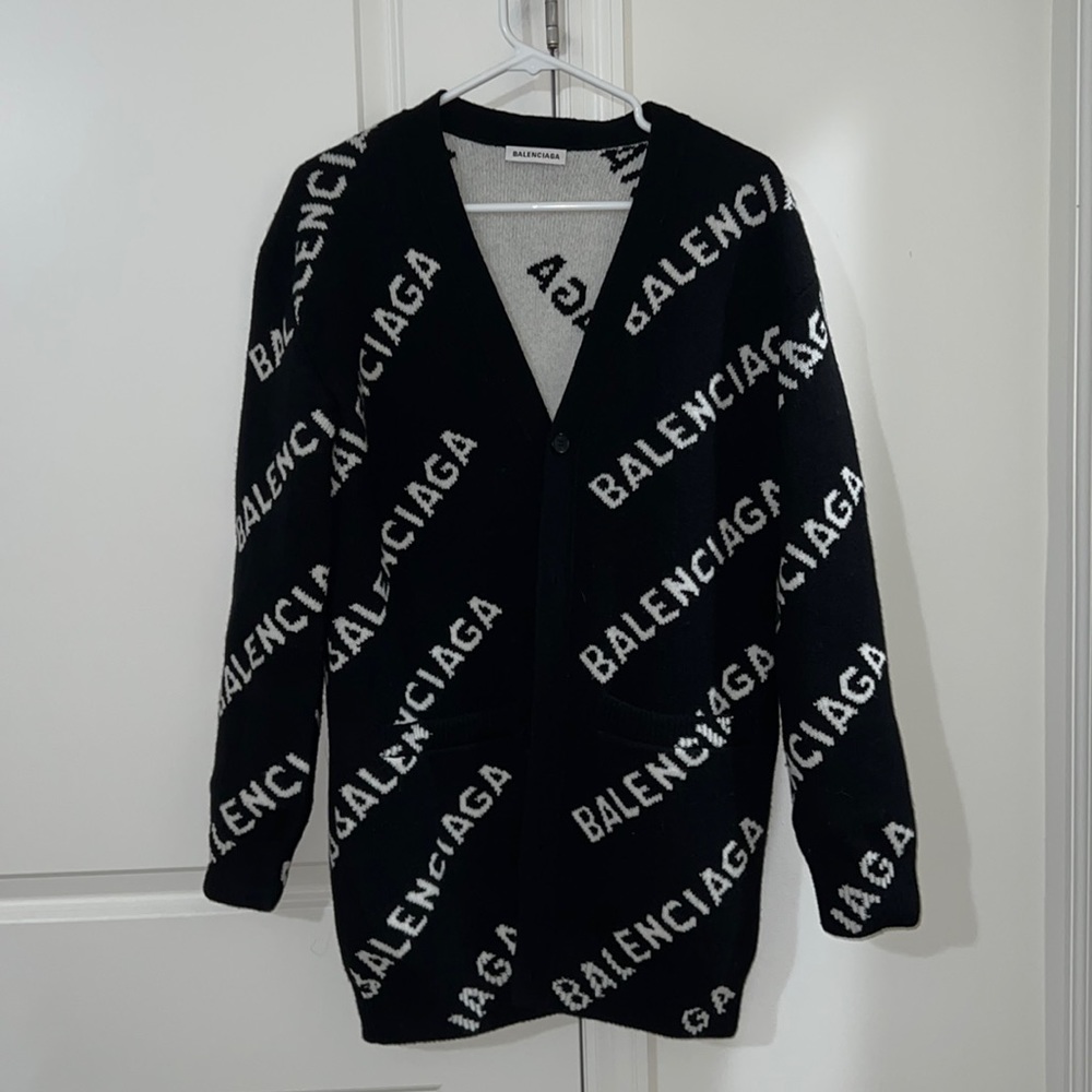 Balenciaga caridgan